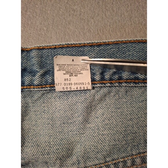 Vintage Levi's 505 Regular Fit Straight Leg Jeans Men's 38/30 Blue 1999 90s - Picture 10 of 15